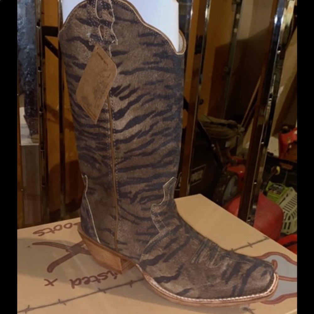 Womens boots